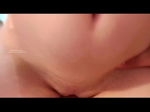 ❤️ Je dormais dans la chambre de ma sœur et je me suis réveillé comme ça. ☑ Vidéo anal at us fr.newsexxxx.ru